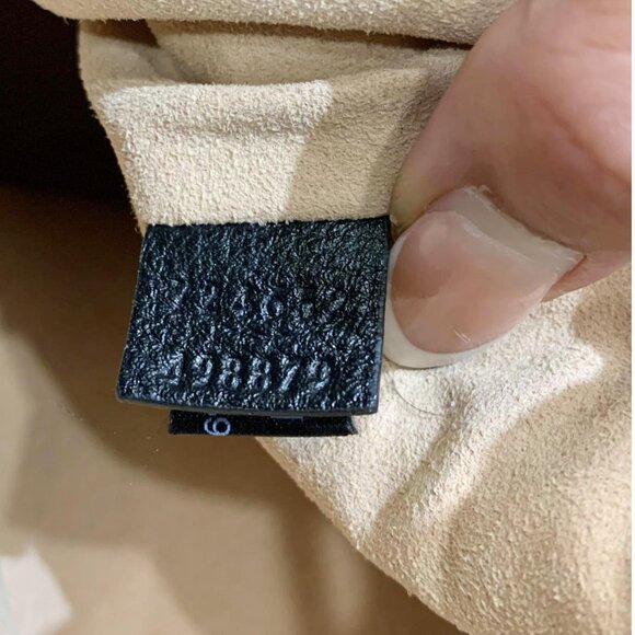 Gucci  Diana Bamboo Leather Bucket Bag Black 724652 - Picture 13 of 13